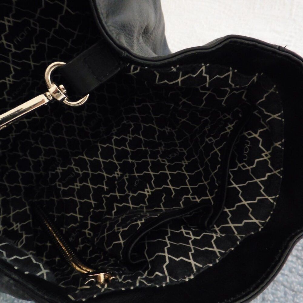 VTG Rian Convertible Sling Backpack Black‎ Pebbled Leather Medium Handbag - Picture 7 of 11
